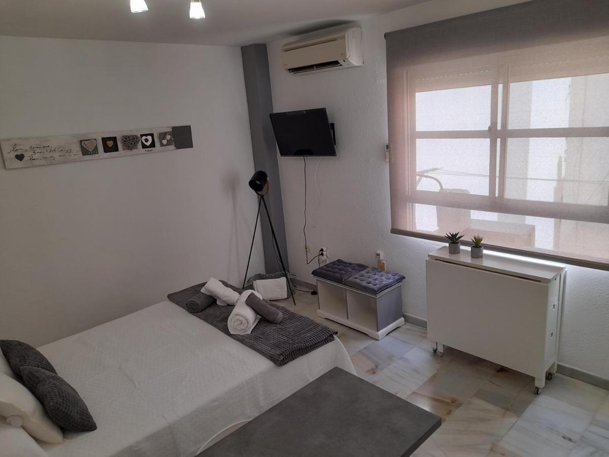 New Central Studio And Parking Zamarrilla 말라가 외부 사진